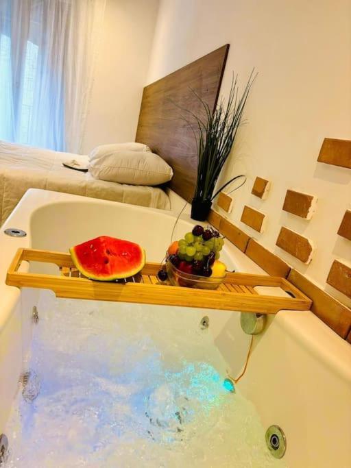Studio Love Jacuzzi Marseilles Exterior foto